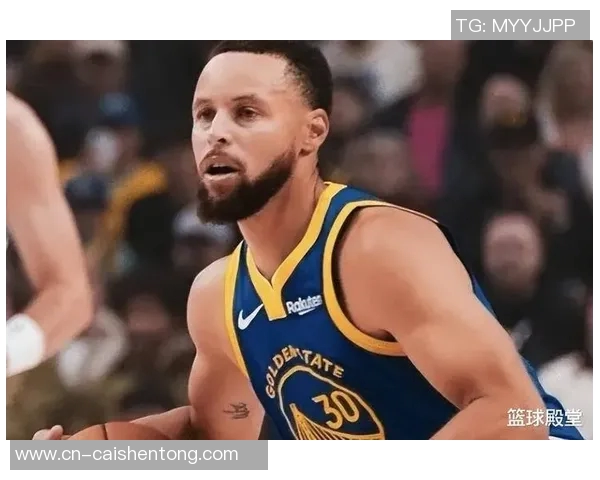 勇士队凭借库里波杰姆斯基和穆迪的出色表现大胜马刺队